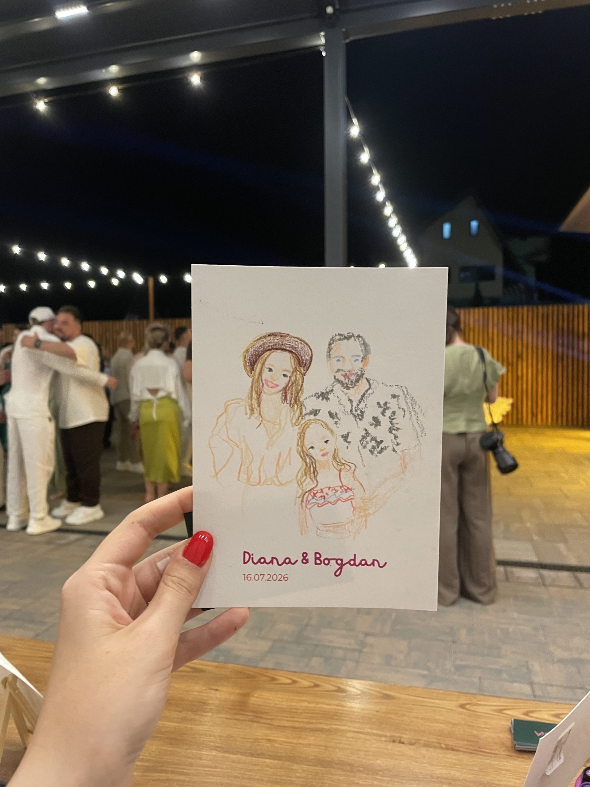 Alexa illustrating at a Dublin wedding